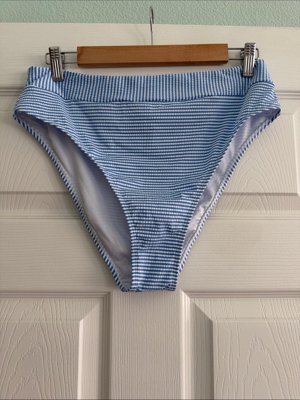 Cupshe Blue and White Striped High-Waist Bikini Bottom